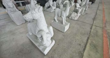 三门峡芝麻白雕刻 十二生肖 异形雕刻