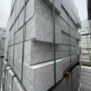三门峡芝麻白路牙石 马路牙子