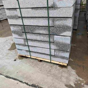 三门峡芙蓉白路牙石，马路牙子