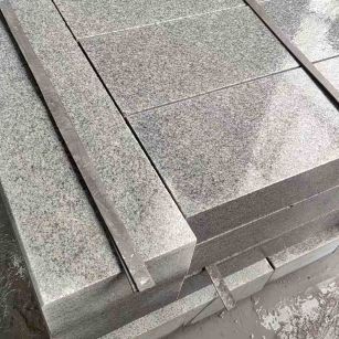三门峡芝麻灰 芝麻白 路牙石 路侧石 马路牙子