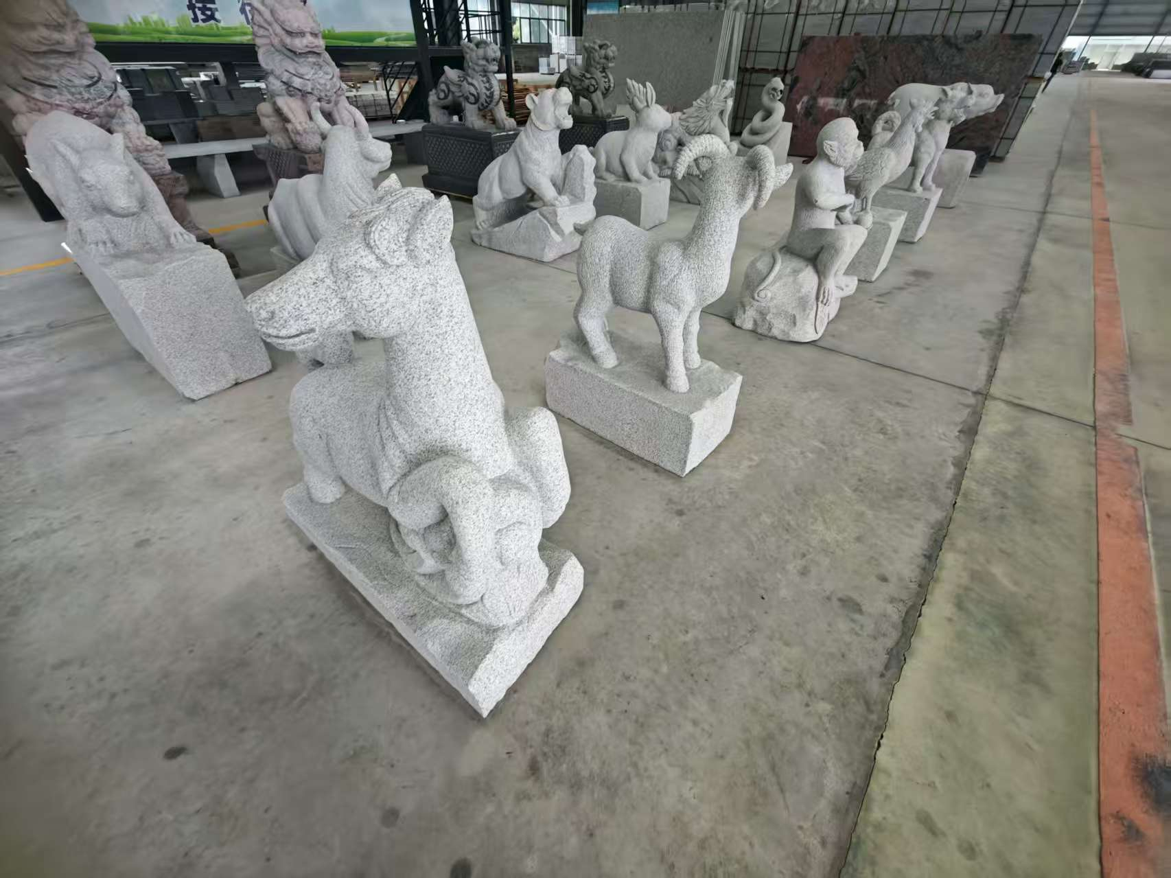 三门峡芝麻白雕刻 十二生肖 异形雕刻
