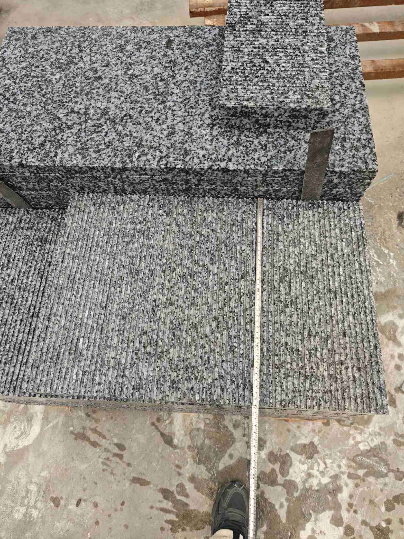 三门峡芝麻黑拉丝面