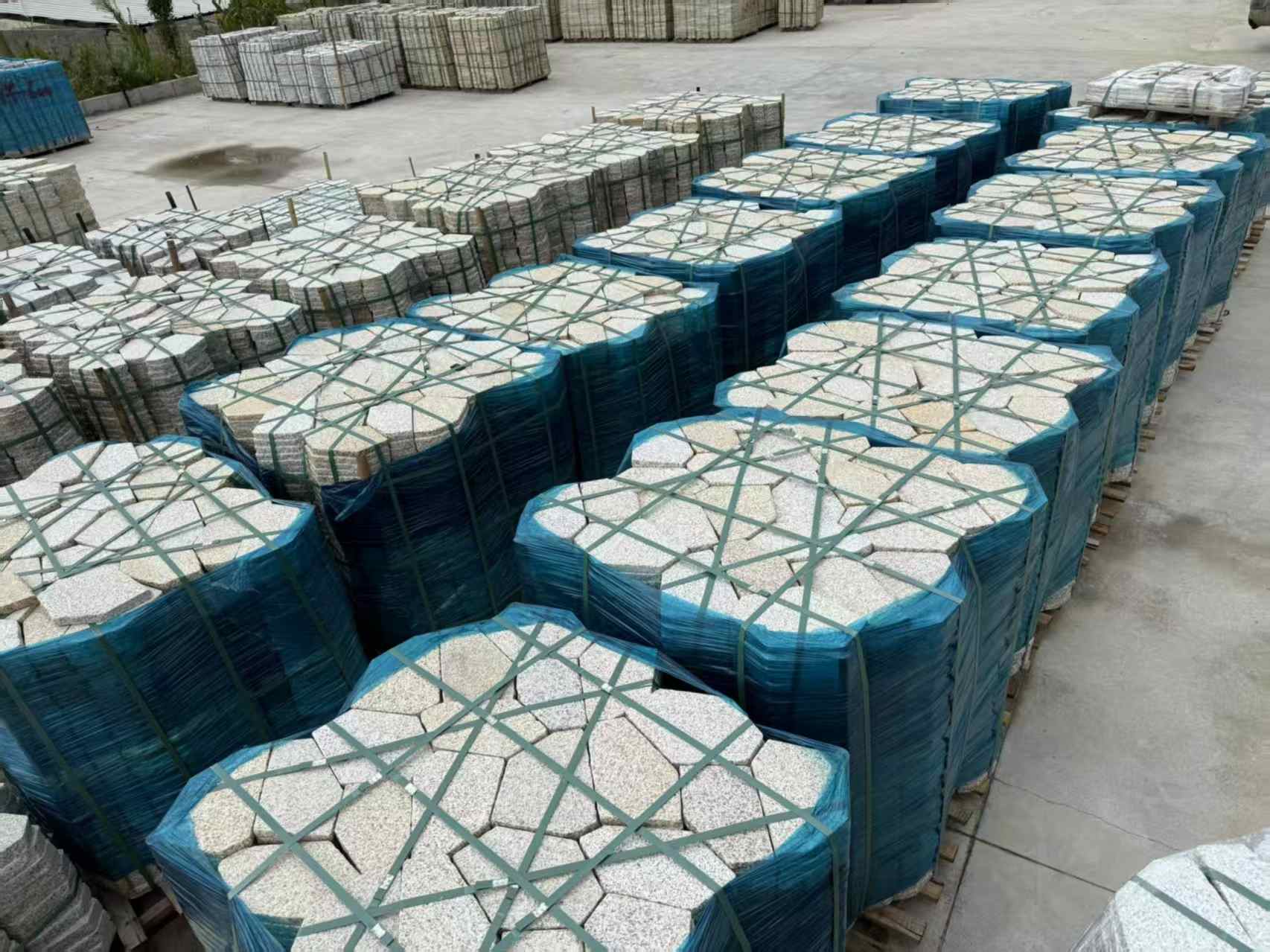 三门峡黄金麻冰裂纹 碎拼